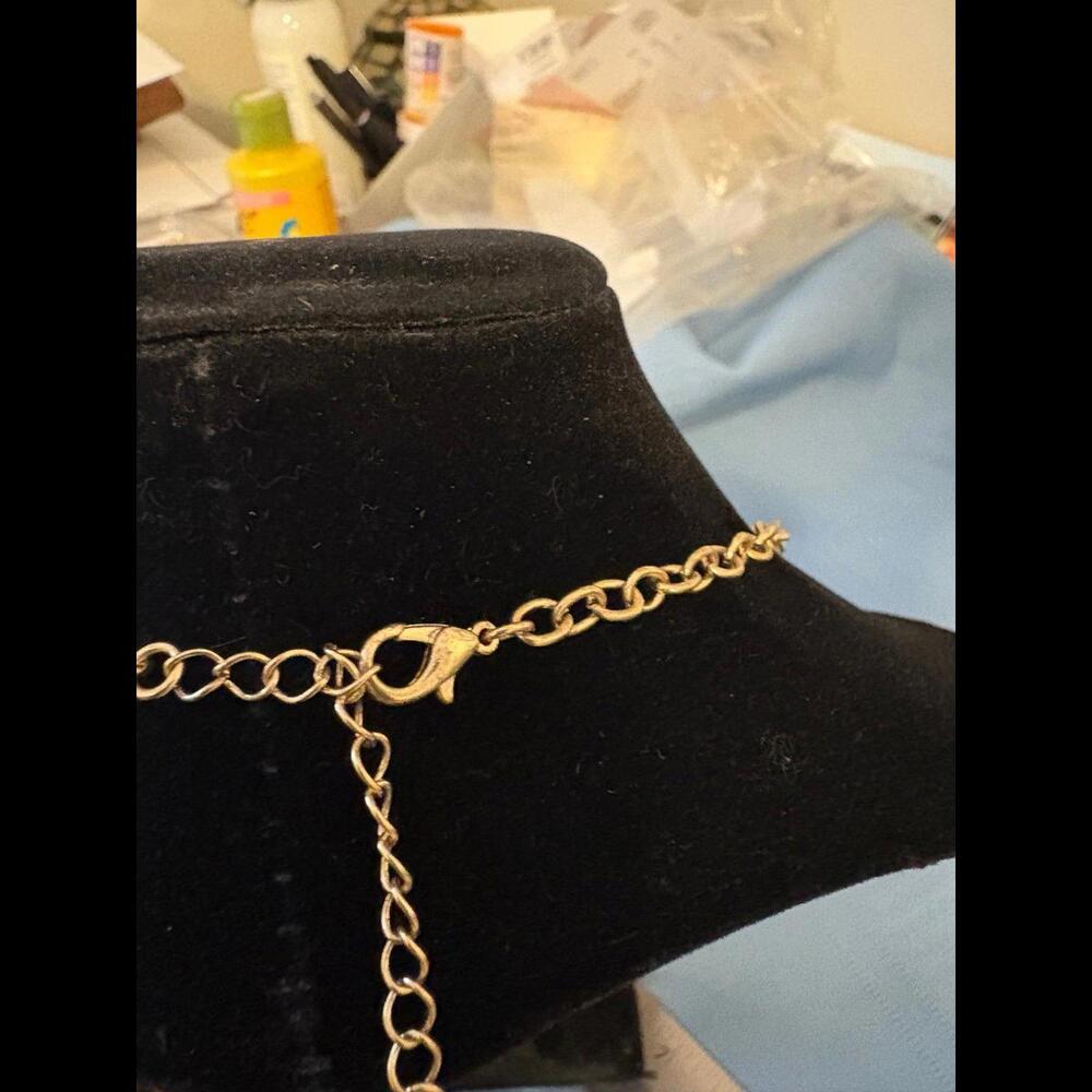Necklace - Picture 3 of 4